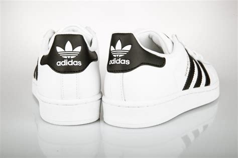 como saber si una remera adidas es original|como identificar tenis Adidas falso.